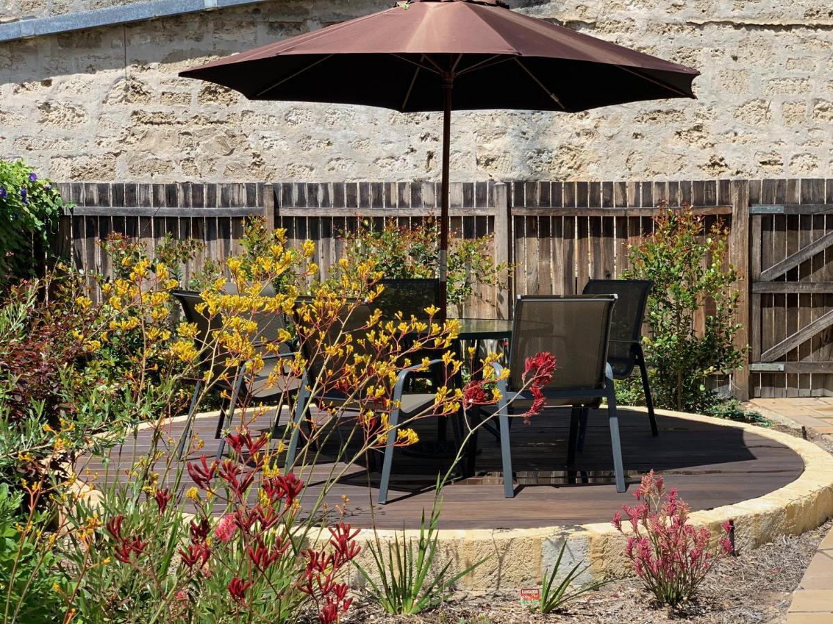Warders Cottage: Iconic In The Heart Of Freo * Fremantle