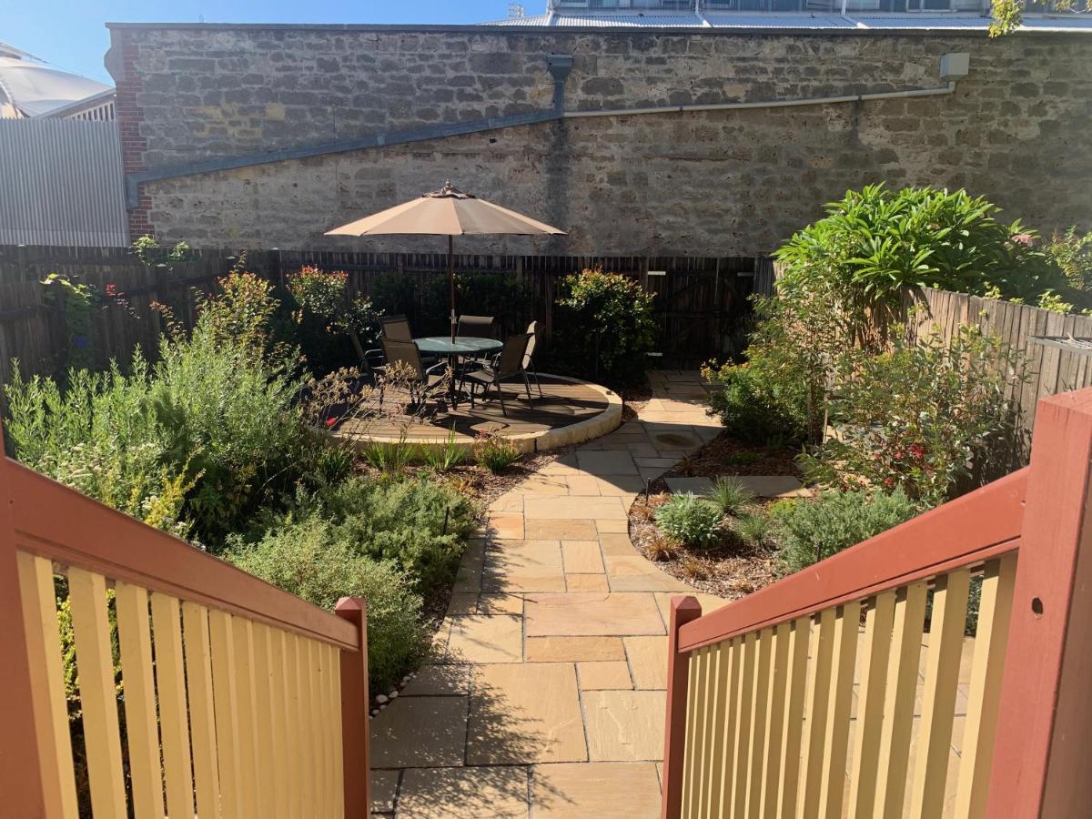 Holiday home Warders Cottage: Iconic In The Heart Of Freo
